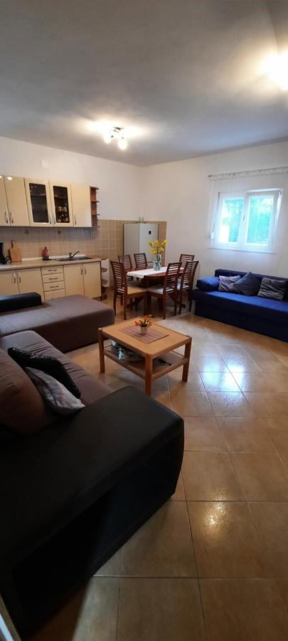 Apartmani Nikica دراغ المظهر الخارجي الصورة